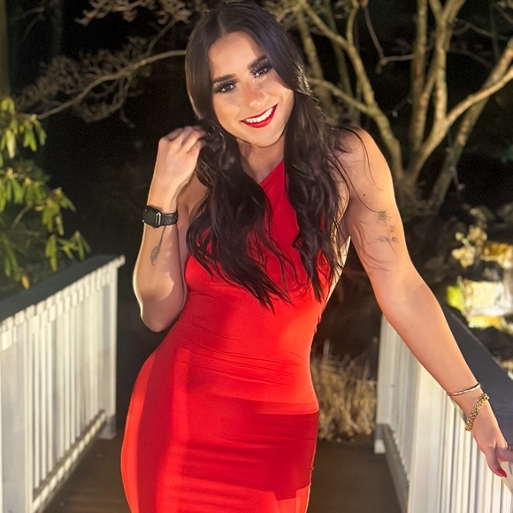nikkkiiimorales